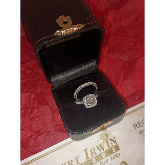 Robert Irwin Jewelers Diamond Engagement Ring + Band(MSRP: $2694.86)